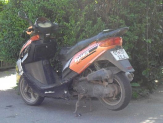 Hoţii unui moped, prinşi la plimbare pe bulevardul Tomis